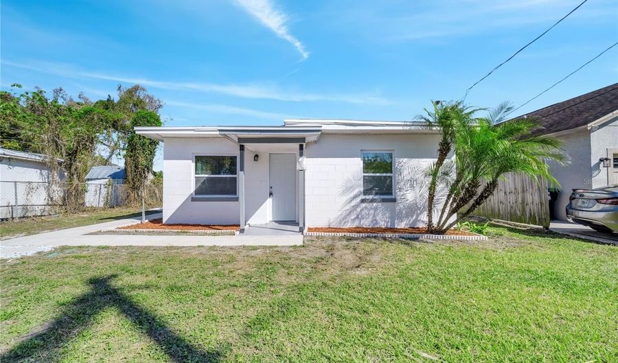 859 NEUSE Ave, Orlando, FL 32804 - 2 Beds, 1 Bath