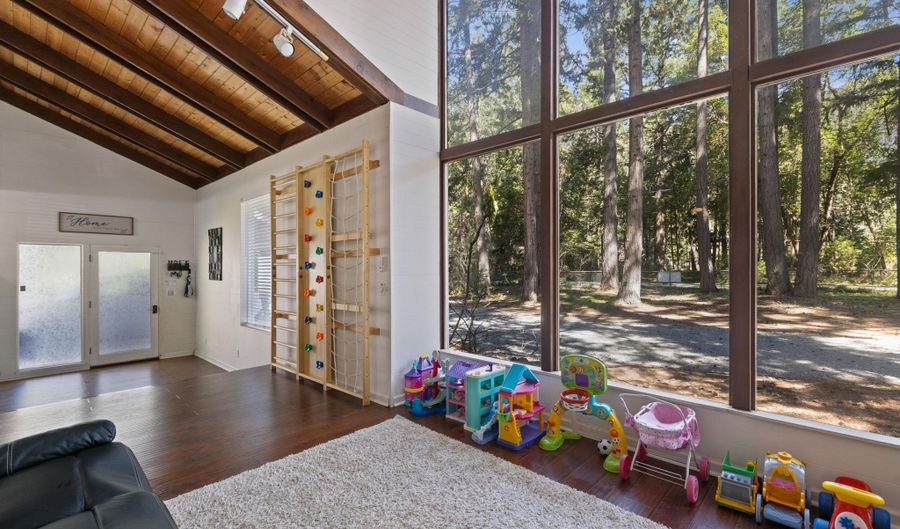 1293 Starveout Creek Rd, Azalea, OR 97410 - 3 Beds, 3 Bath