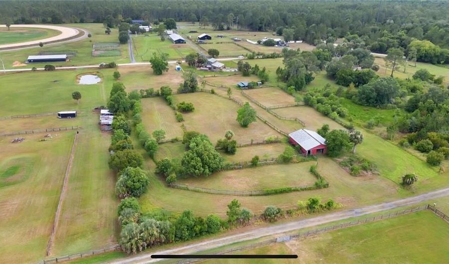 1330 Niatross St, Astor, FL 32102 - 2 Beds, 2 Bath