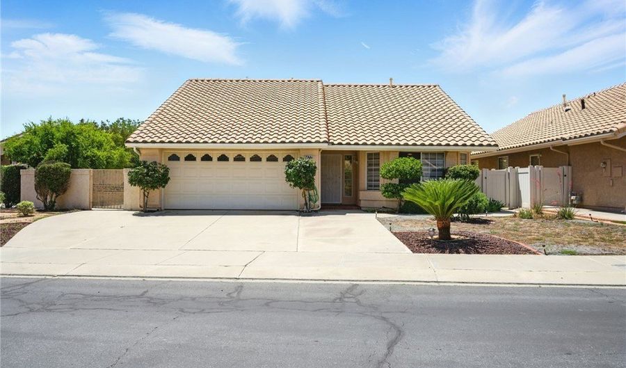 477 S Maidstone St, Banning, CA 92220 - 3 Beds, 2 Bath
