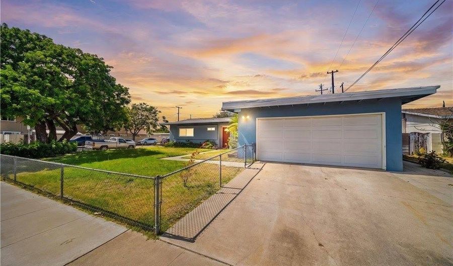 3357 W Olinda, Anaheim, CA 92804 - 3 Beds, 2 Bath