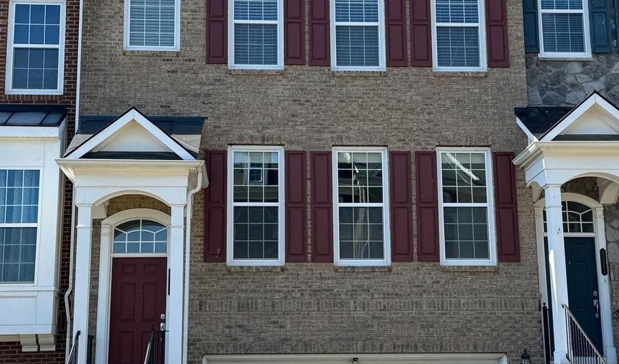 42682 KEILLER Ter, Ashburn, VA 20147 - 4 Beds, 4 Bath