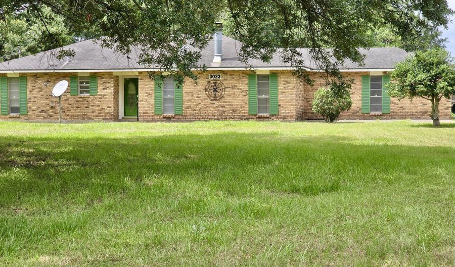 3023 Jacqulyn St, Abbeville, LA 70510 - 3 Beds, 3 Bath