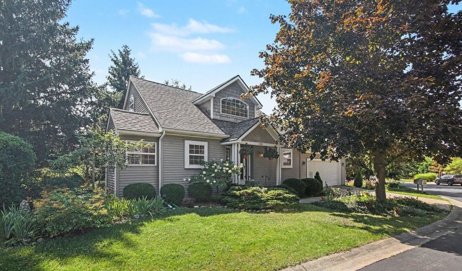 1480 Kelly Green Dr, Ann Arbor, MI 48103 - 3 Beds, 3 Bath
