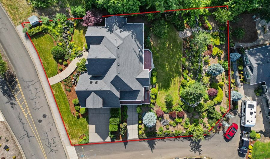 380 Mountaingate Dr, Springfield, OR 97478 - 3 Beds, 3 Bath