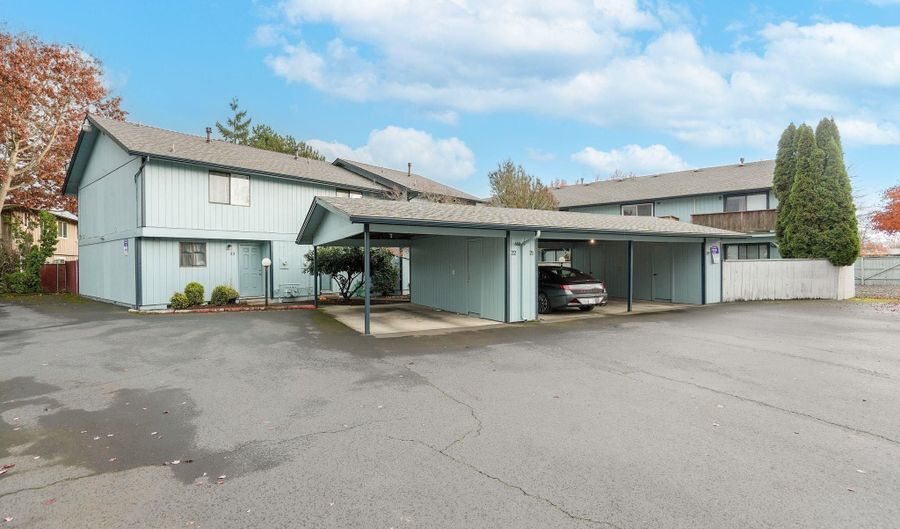 660 32nd Ave SE, Albany, OR 97322 - 2 Beds, 2 Bath