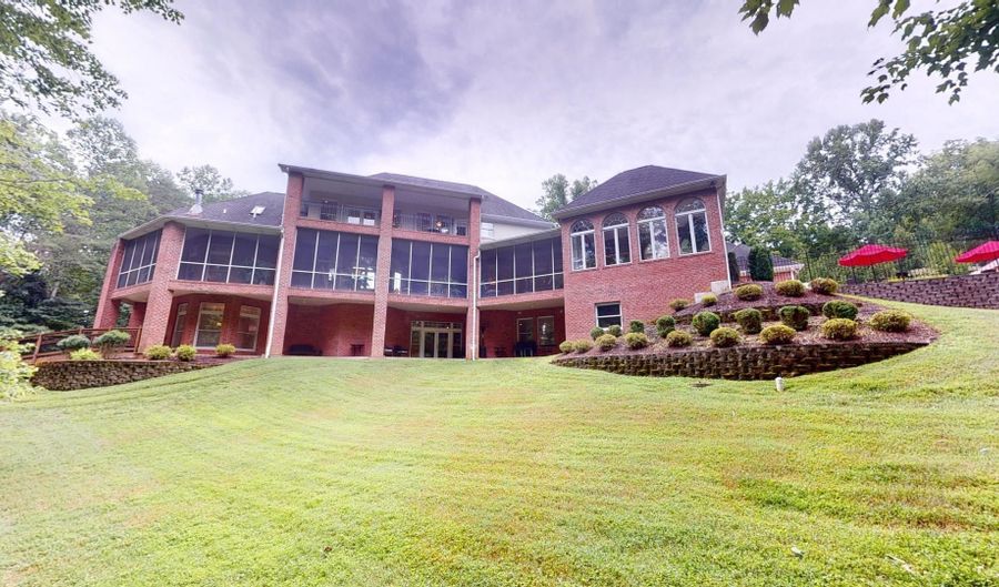 1 Albemarle Ln, Barboursville, WV 25504 - 5 Beds, 8 Bath