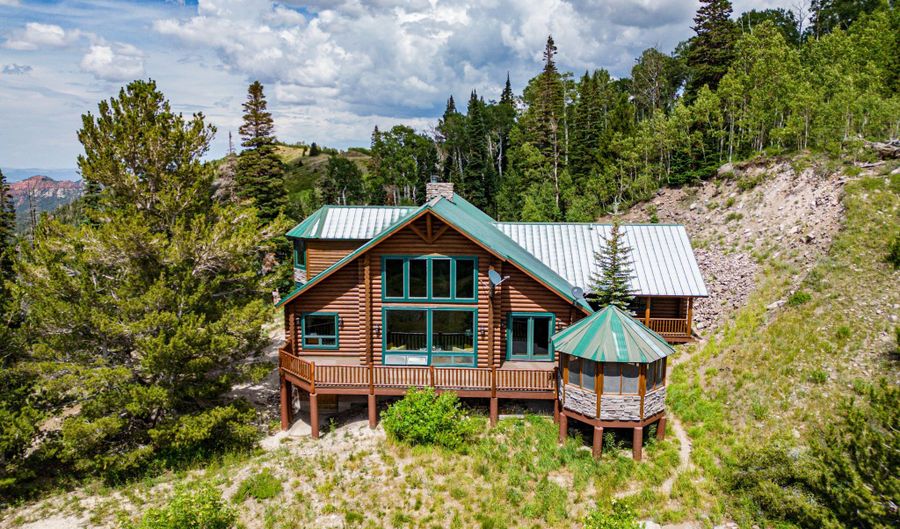 1651 N Dry Lakes Rd, Brian Head, UT 84719 - 3 Beds, 2 Bath