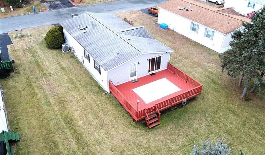 26 Kelly Ln, Coventry, RI 02816 - 2 Beds, 2 Bath