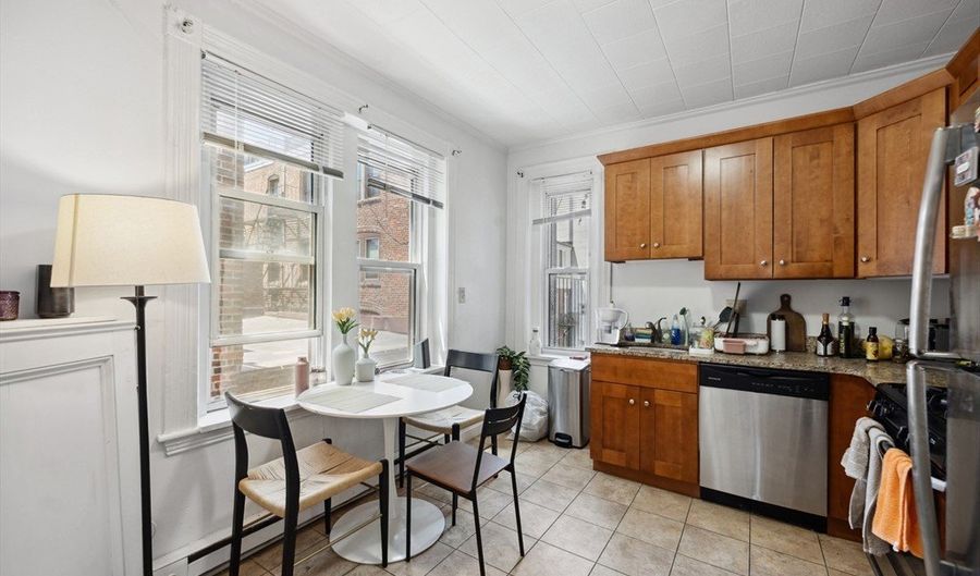 12 Foster 8, Boston, MA 02109 - 3 Beds, 1 Bath