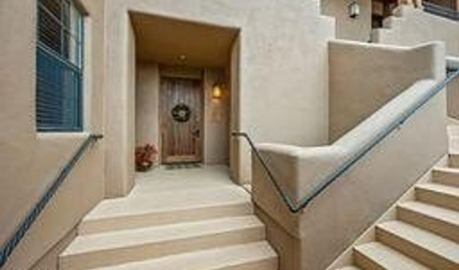 36601 N Mule Train Rd 40a, Carefree, AZ 85377 - 2 Beds, 3 Bath