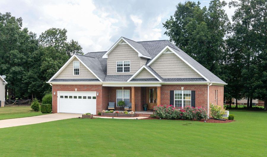 43 FAULKNER Dr, Anniston, AL 36207 - 4 Beds, 4 Bath