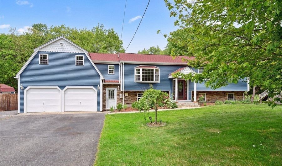 451 Lincoln St, Abington, MA 02351 - 5 Beds, 3 Bath