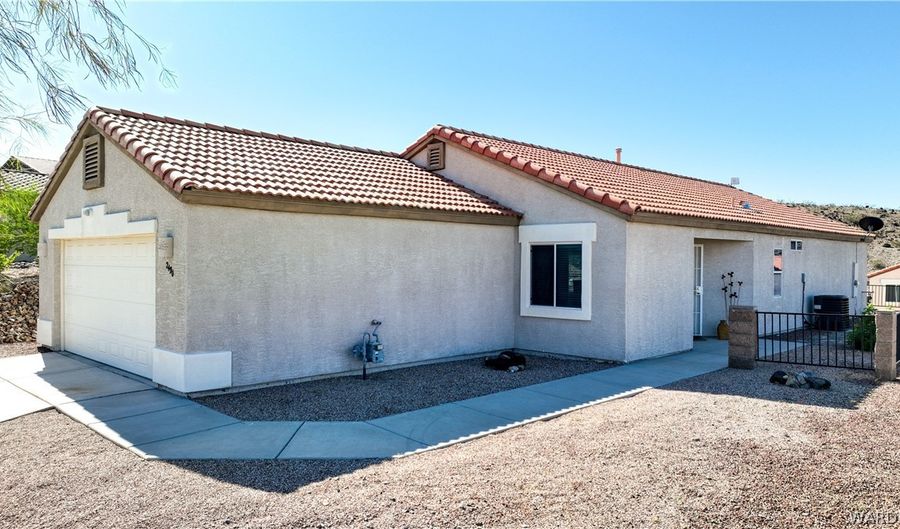 2490 Sonoma Rd, Bullhead City, AZ 86442 - 2 Beds, 2 Bath