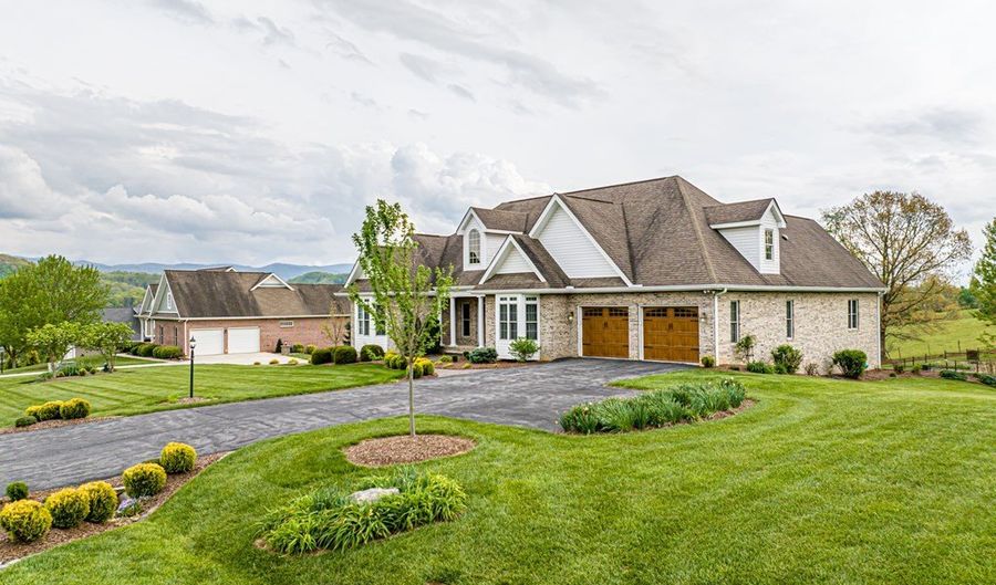 21030 Skyward Dr, Abingdon, VA 24211 - 3 Beds, 2 Bath