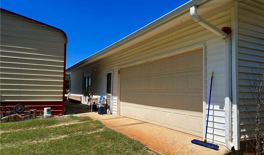 1304 E Queen St, Pendleton, SC 29670 - 3 Beds, 4 Bath