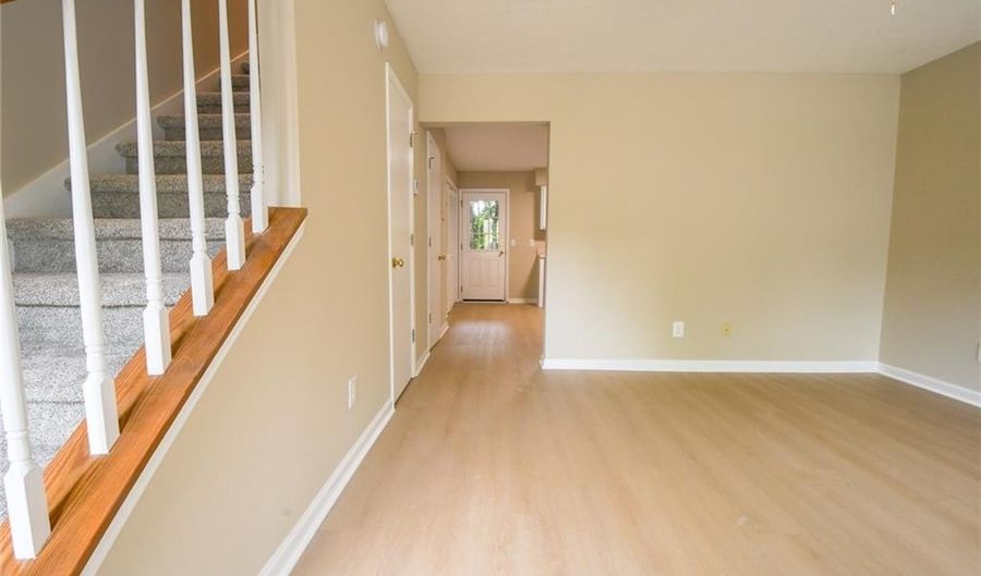1022 CHINOOK St, Auburn, AL 36830 - 2 Beds, 2 Bath