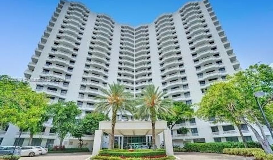 3300 NE 192nd St 302, Aventura, FL 33180 - 2 Beds, 2 Bath