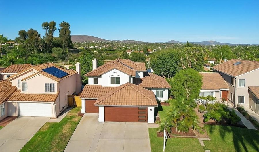 2933 Via Emerado, Carlsbad, CA 92009 - 4 Beds, 3 Bath