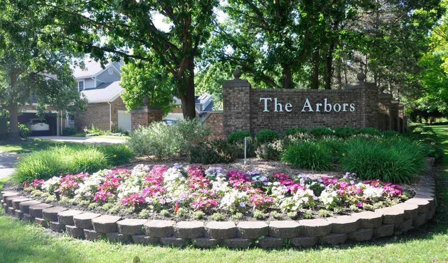 4471 Hillside Ct, Ann Arbor, MI 48105 - 2 Beds, 2 Bath