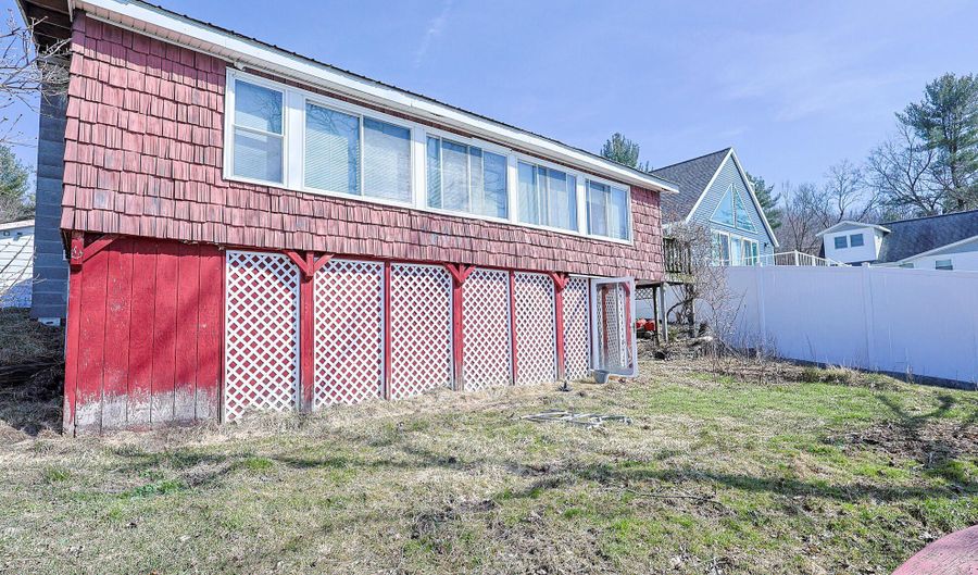 692 Lake 16 Dr, Allegan, MI 49010 - 3 Beds, 2 Bath