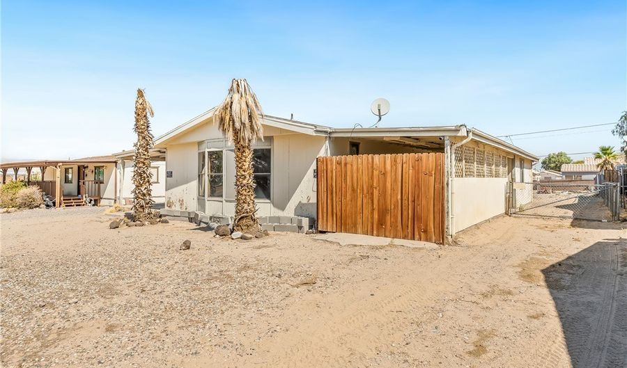 1605 Nottingham Dr, Bullhead City, AZ 86442 - 2 Beds, 2 Bath