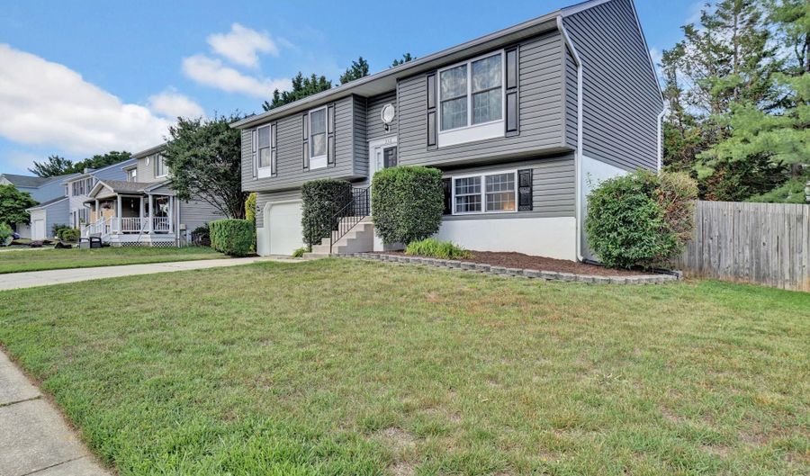 350 LONG MEADOW Way, Arnold, MD 21012 - 3 Beds, 2 Bath