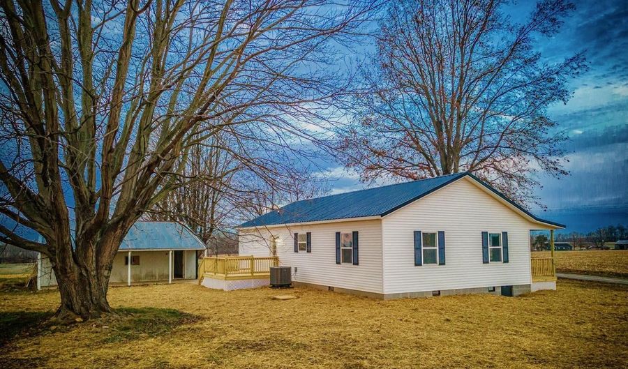 105 Bob Moore Rd, Winchester, OH 45697 - 3 Beds, 2 Bath