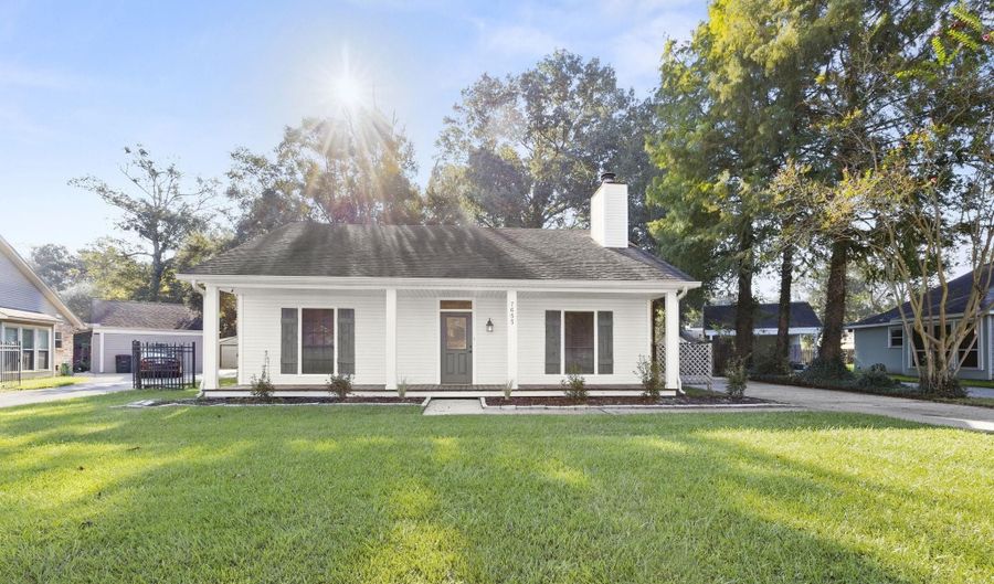 7655 Dividend Dr, Baton Rouge, LA 70817 - 3 Beds, 2 Bath