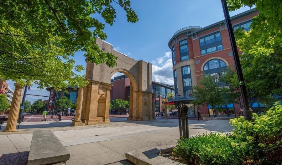 250 Daniel Burnham Sq 607, Columbus, OH 43215 - 2 Beds, 2 Bath