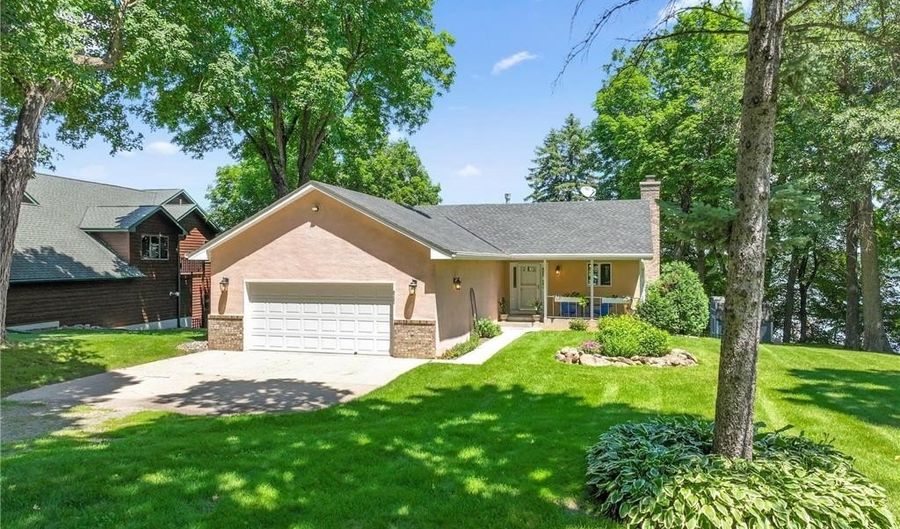 8290 Irvine Ave NW, Annandale, MN 55302 - 3 Beds, 3 Bath