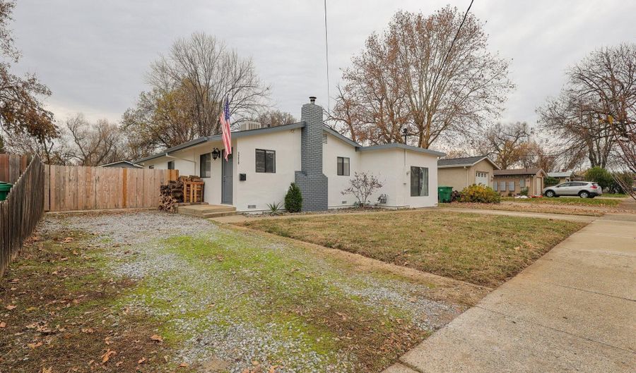 3258 Sharon Ave, Anderson, CA 96007 - 3 Beds, 1 Bath