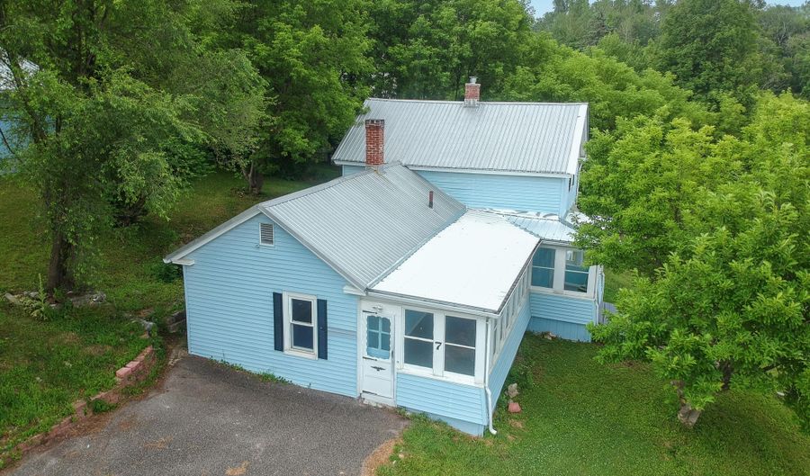 7 Hughes St, Adams, MA 01220 - 3 Beds, 1 Bath