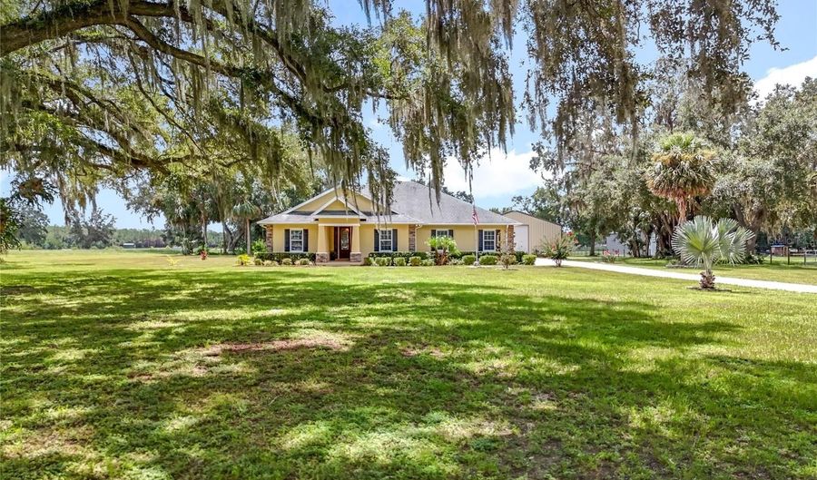 18940 E ALTOONA Rd, Altoona, FL 32702 - 3 Beds, 3 Bath
