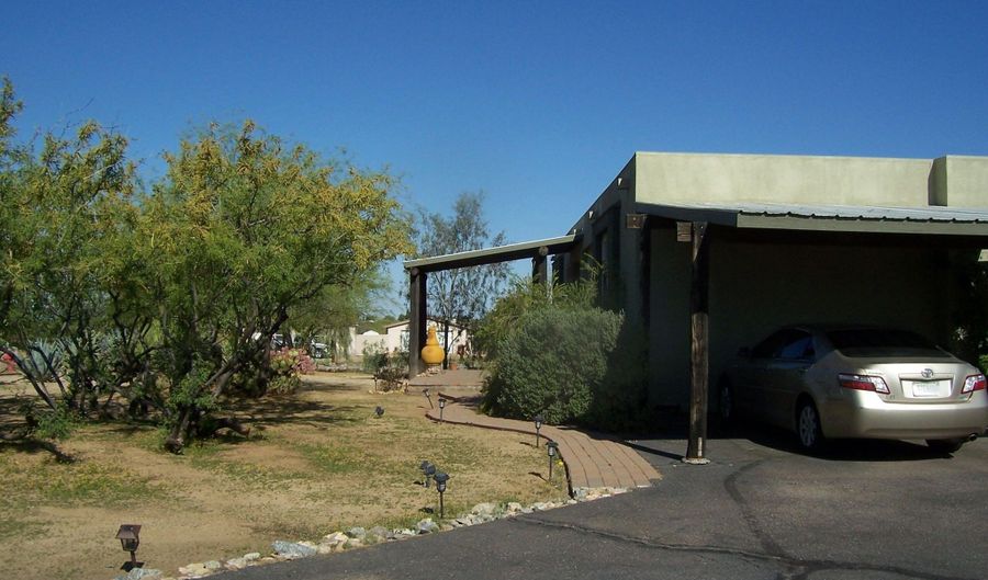 23350 W LOS HUESOS Way, Congress, AZ 85332 - 3 Beds, 2 Bath