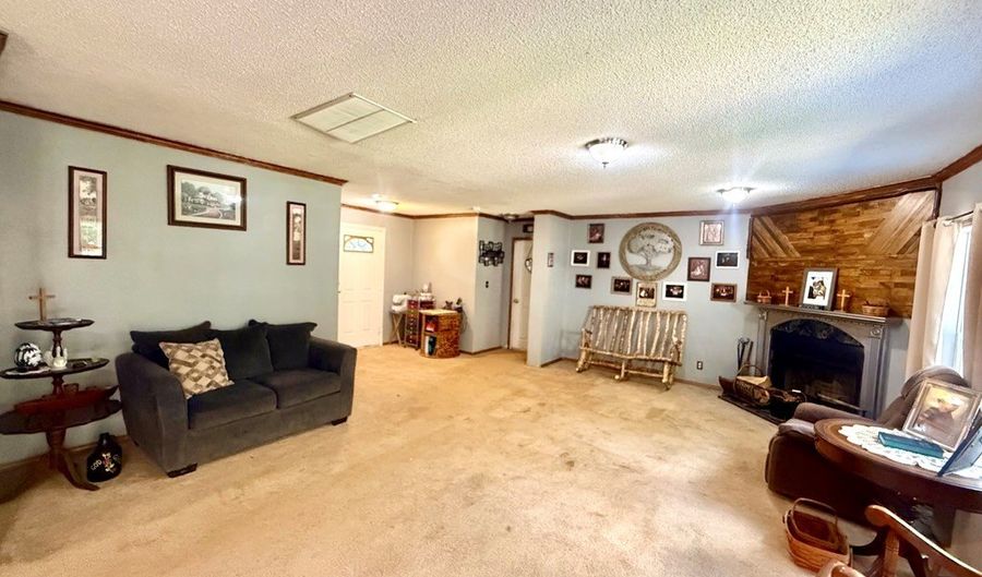190 HOLLAND Cir, Axton, VA 24054 - 4 Beds, 2 Bath