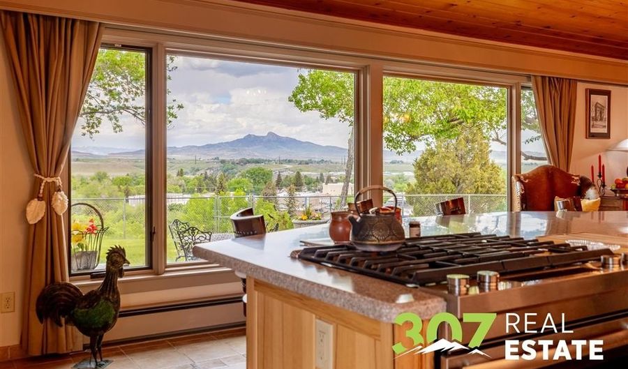 1507 Shepard Pl, Cody, WY 82414 - 4 Beds, 3 Bath