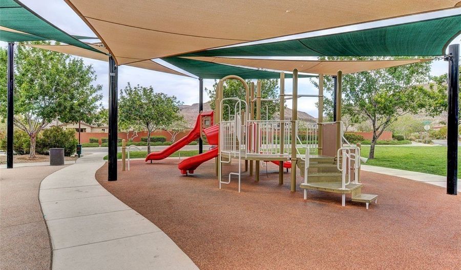 10410 Ashlar Point Way, Las Vegas, NV 89135 - 5 Beds, 3 Bath