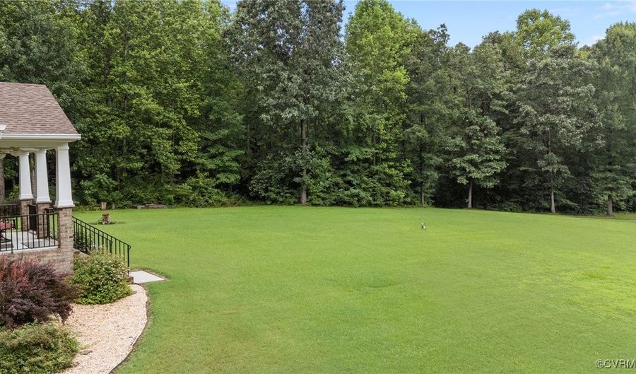 427 Valley View Dr, Aylett, VA 23009 - 3 Beds, 2 Bath