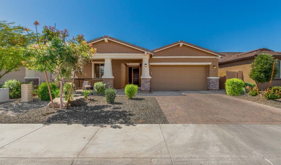 12143 W MARGUERITE Ave, Avondale, AZ 85323 - 3 Beds, 2 Bath