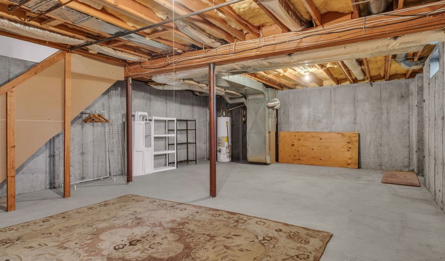 20 Lakeview Dr 20, Branford, CT 06405 - 3 Beds, 3 Bath