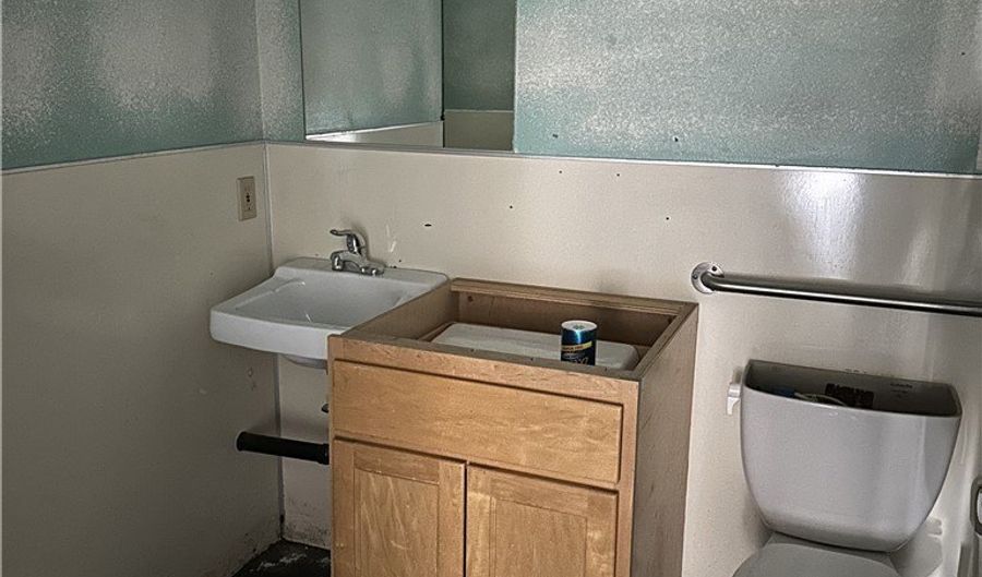 21065 Bear Vly, Apple Valley, CA 92308 - 0 Beds, 0 Bath