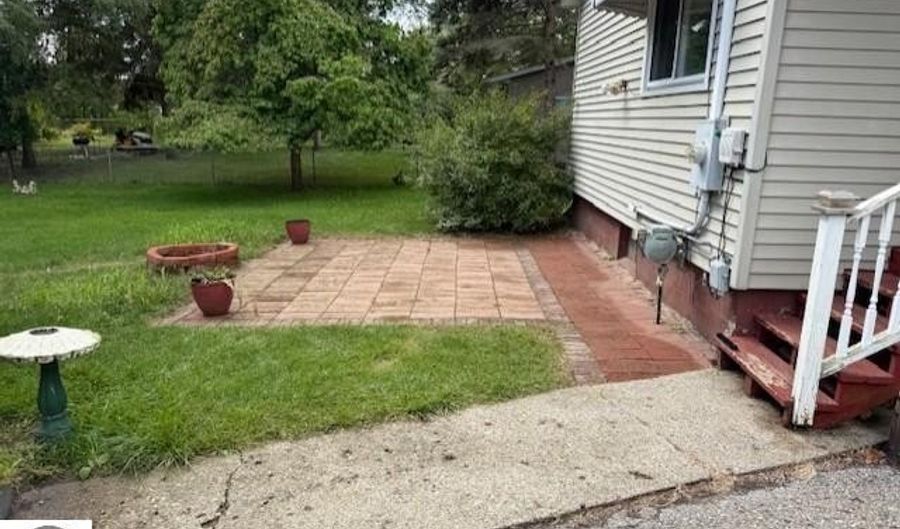 714 N Ct, Alma, MI 48801 - 3 Beds, 1 Bath