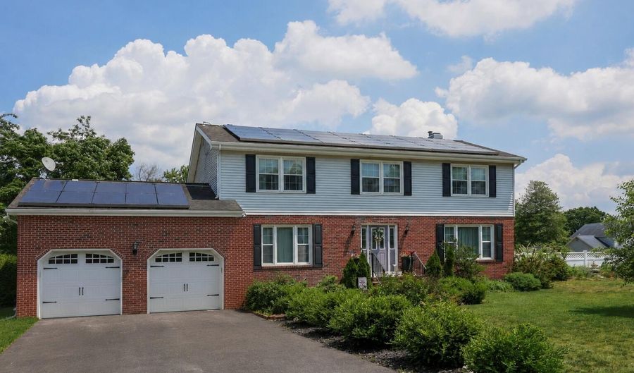 18 Penny Ln, Bayville, NJ 08721 - 4 Beds, 3 Bath