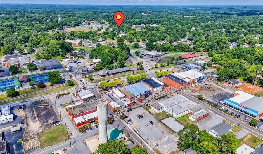 101 Poplar Ave, Belton, SC 29627 - 3 Beds, 3 Bath