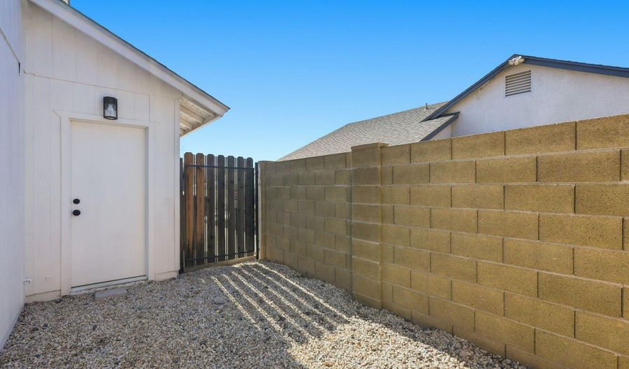 2010 E BUTLER St, Chandler, AZ 85225 - 3 Beds, 2 Bath