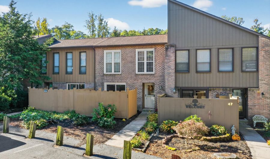 48 WINGED FOOT Dr, Reading, PA 19607 - 3 Beds, 3 Bath
