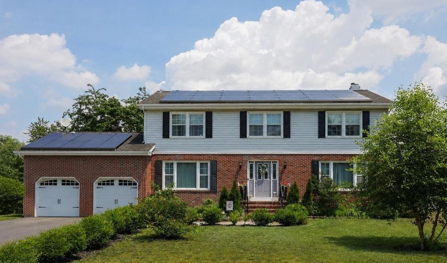 18 Penny Ln, Bayville, NJ 08721 - 4 Beds, 3 Bath