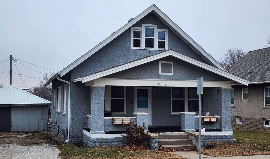 402 E 5th St, Atlantic, IA 50022 - 3 Beds, 1 Bath