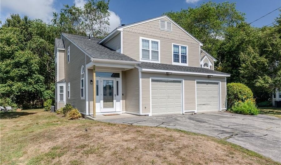 25 Venturi Grn A, North Providence, RI 02904 - 3 Beds, 2 Bath